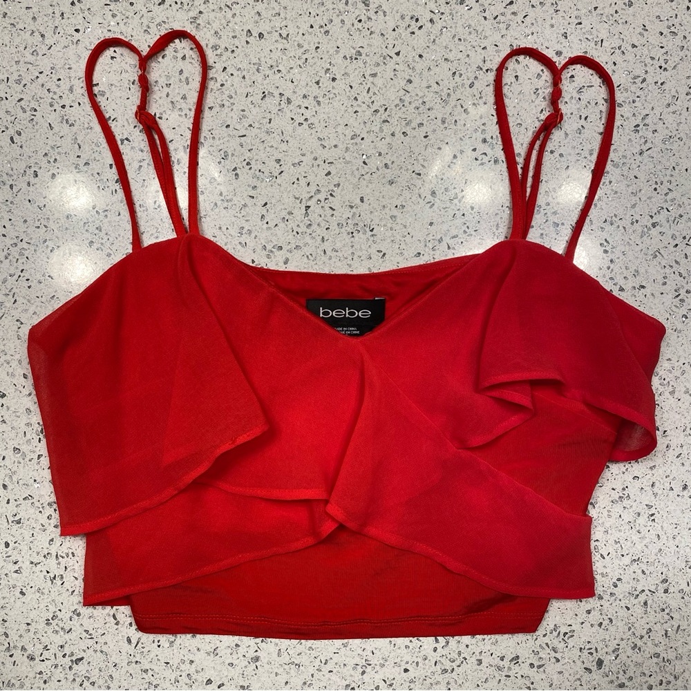 bebe. Size S/P. Red Crop Top. ❤️